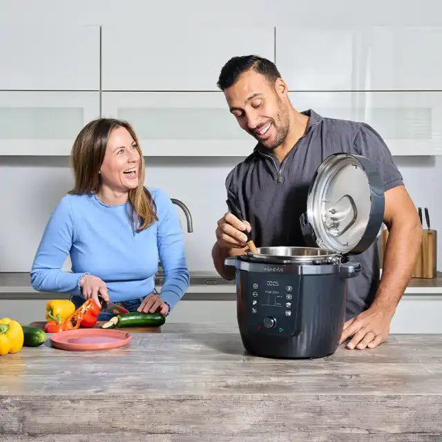 Instant Pot Pro WiFi 10-i-1 Multikokare 5,7 L