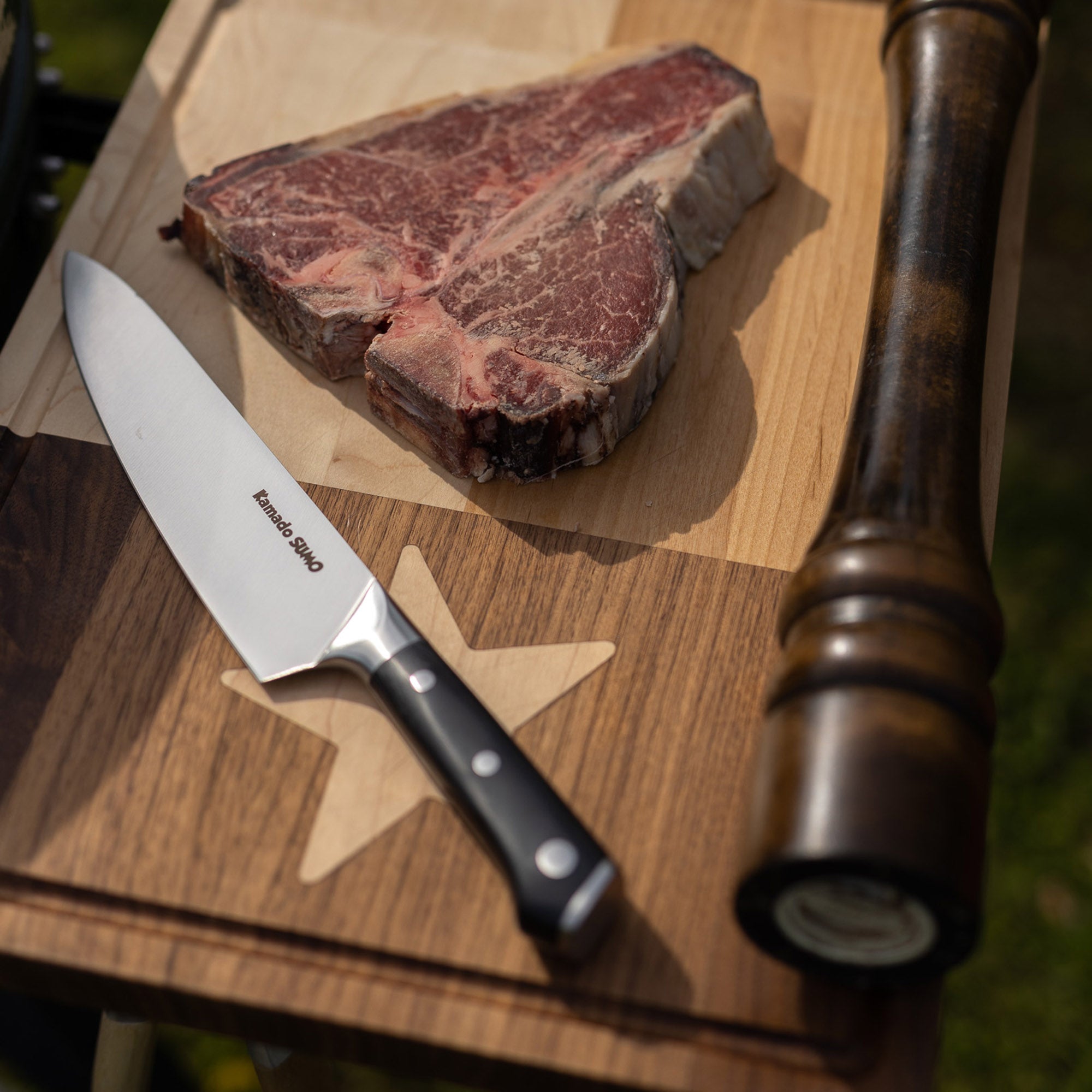 Kamado Sumo Cutting Board Texas