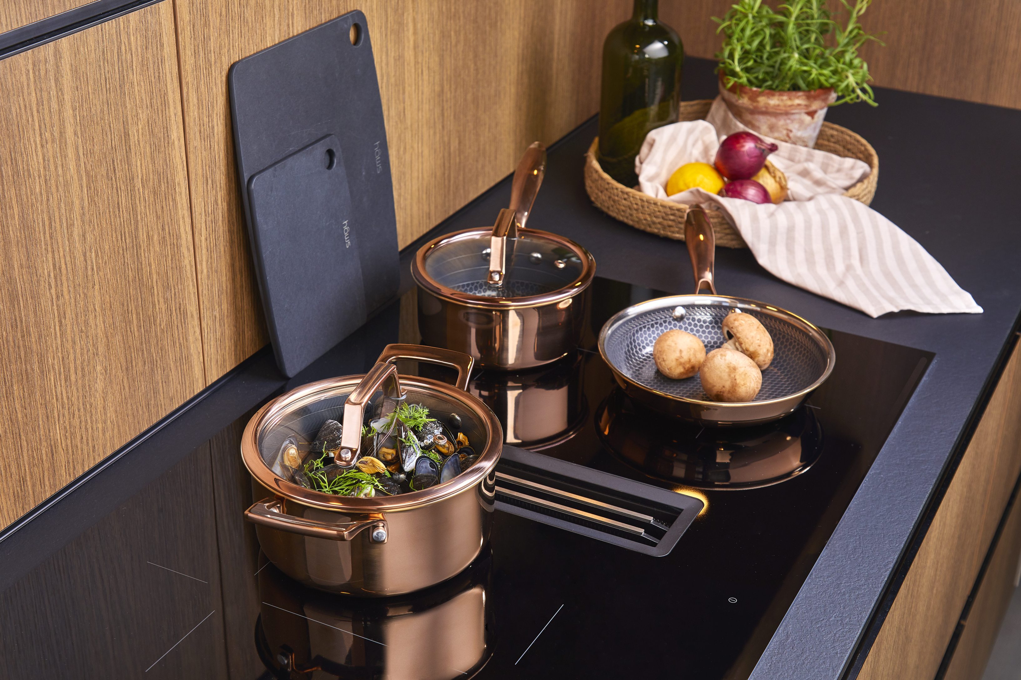 Hâws Santo Set: Kastrull 1,5 L, Gryta 2,2 L & Stekpanna 20 cm Hybridbeläggning Rose Gold