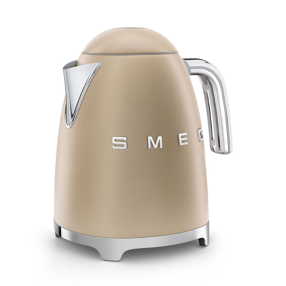 Smeg Vattenkokare KLF03 Matt - Champagne