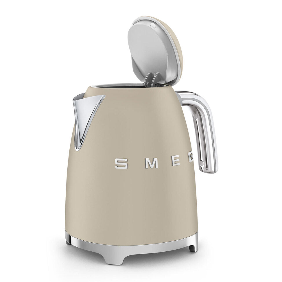 Smeg Vattenkokare KLF03 Matt - Moonlight